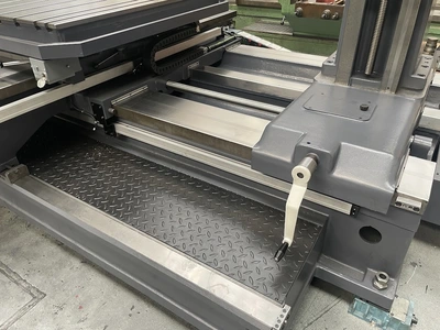 TOS W-100-A Boring Mills, Table Type | N & R Machine Sales (15)
