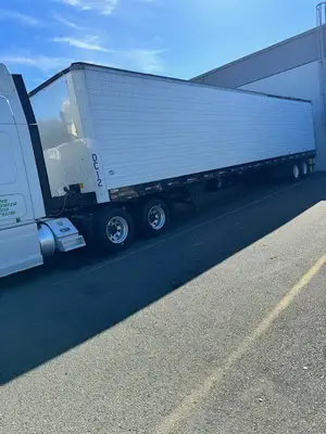 USED 2013 FREIGHTLINER CASCADIA 125