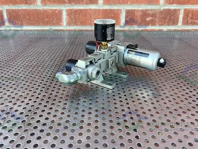 USED SMC NAW3000 FILTER REGULATOR 7 - 120 PSI W/ SMC GAUGE