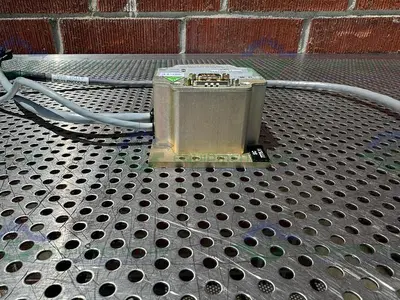 USED QUICKSILVER CONTROLS N3-E1-01-BB01 SILVERNUGGET SERVO CONTROLLER