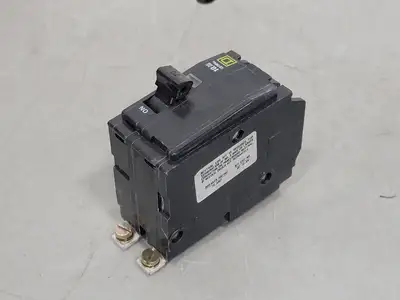 NEW SQUARE D QOB270