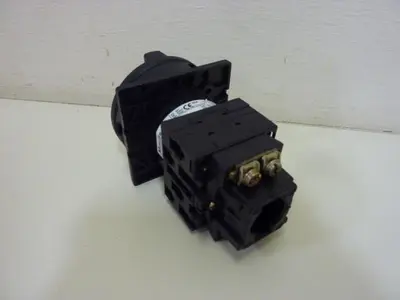 USED MOELLER T0-2-1