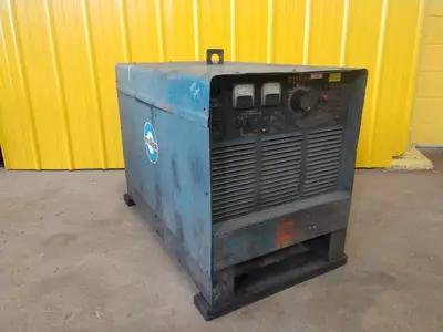 USED MILLER DELTAWELD 650 DC