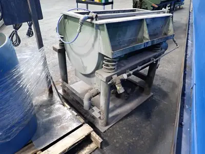 Roto-finish/ransohoff 38" X 15" X 20" Vibratory Finishing Machine