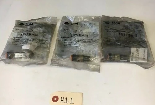NEW Allen-Bradley 800A-L2AAOLC
