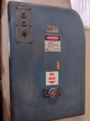 USED CINCINNATI 6V