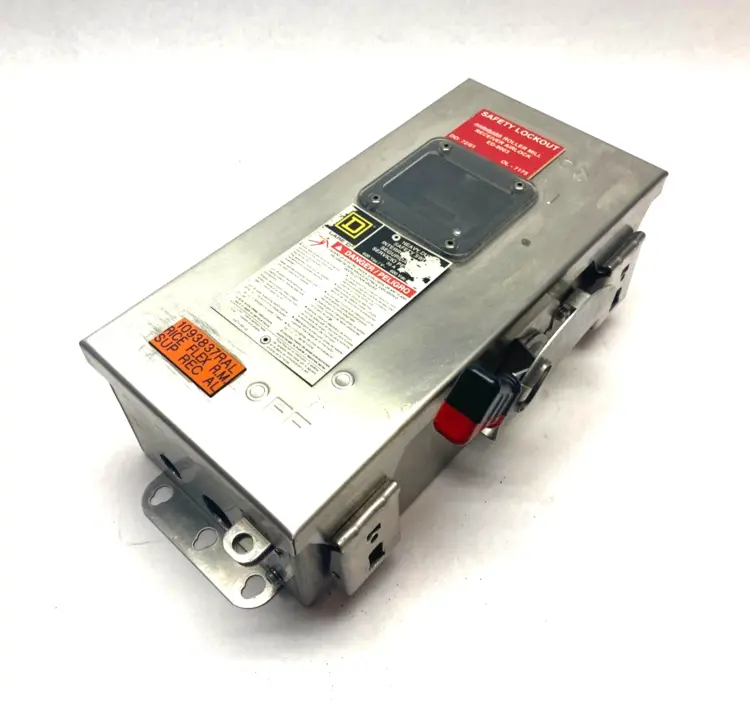 Used SQUARE D STAINLESS STEEL HEAVY DUTY SAFETY SWITCH SERIES E1 Relays & Switches | Maverick Industrial Sales #1110363
