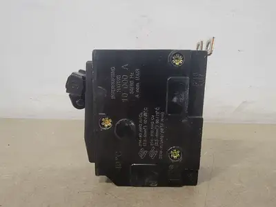 USED SQUARE D QOB220