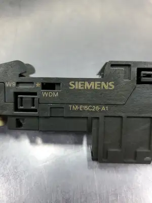 USED Siemens 6ES7193-4CA50-0AA0 (TM-E15C26-A1) Base Unit