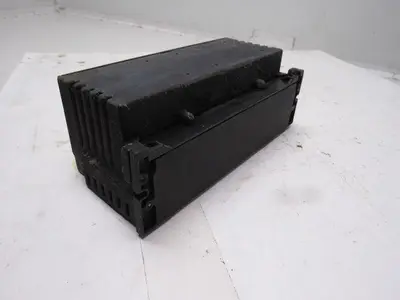 GE Fanuc IC660BBA100 Genius Analog I/O Module 115V 4 Input 2 Output