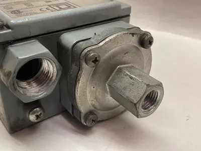 USED SQUARE D 9012 GAW-2