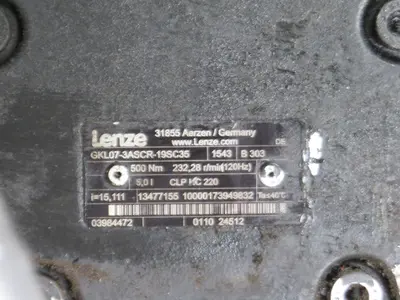 Used LENZE 19S35-RSOF3-ZOGO-KS5F42N-ROSU Motors (misc) Texas US | Aucto #1307114