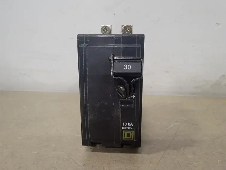 Used SQUARE D QOB230 Switchgears British Columbia CA | Lenmark #367185