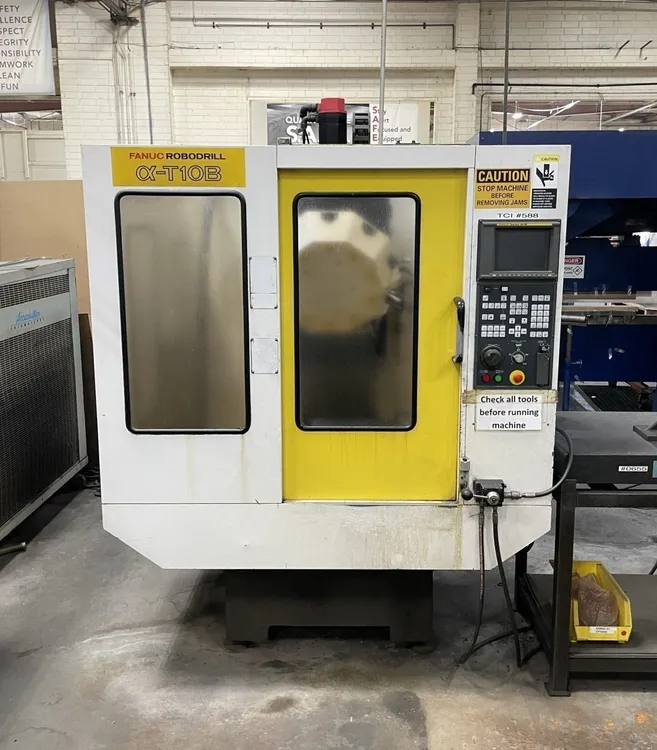 Used 1994 FANUC ROBODRILL ALPHA T10B Drilling & Tapping Centers California US | Machinery Network #5557