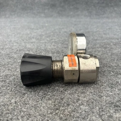 Used air products E11-N141B Air Pressure Regulators California US | Davliegogo LLC #1707749
