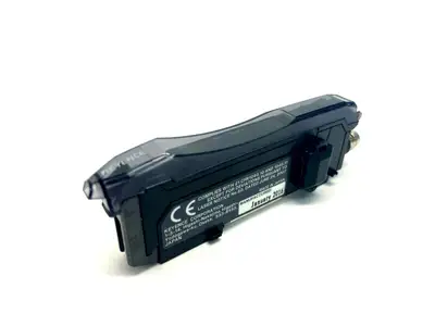 LV-N12CP | Keyence  Digital Laser Sensor Amplifier Expansion Unit M8 Connector PNP - Used