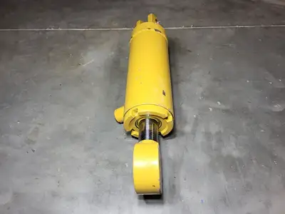 USED CATERPILLAR 9T-9901