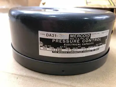 Mercoid DA21-3153 Bourdon Tube Pressure Switch 600PSI 115/230/480V -NIB