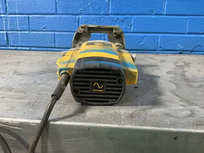 Used DEWALT DW615 Miscellaneous MRO Ohio US | HGR 24 #1293720