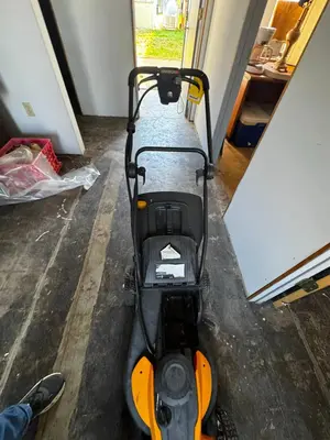 Used _UNKNOWN_ _UNKNOWN_ Mowers Ohio US | Myron Bowling Auctioneers Inc #1518779