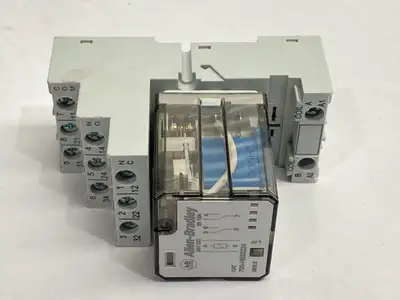 Used Allen-Bradley 700-HB32Z24,700-HN153 Relays & Switches Michigan US | Maverick Industrial Sales #1402083