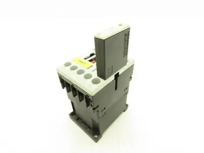 Siemens 3RT1016-1BB41 Motor Starter Contactor 600VAC 7.5Hp 24VDC Coil Lot Of 2