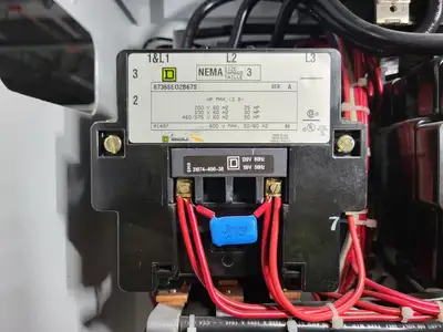 USED SQUARE D MODEL 6