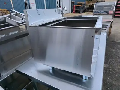 Used Krowne _UNKNOWN_ Underbar Equipment Illinois US | Falcon Restaurant Supply #1505220