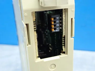 USED OMRON C200HDA003