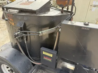 Used 2012 SEAL MASTER CRACK PRO CP100 Asphalt Pavers Kentucky US | Proxy Equipment #1388900