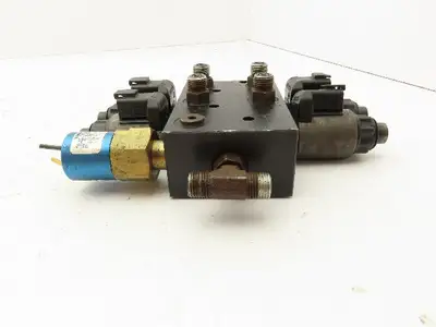 Lippert 12V 4-Point Flow Divider Manifold for RV Leveling Hydraulic Power Unit