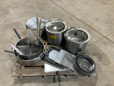 Used MIXED LOT OF MISCELLANEOUS STAINLESS STEEL RESTAURANT EQUIPMENT Restaurant Equipment (Miscellaneous) Michigan US | Miedema Asset Management Group #1761520