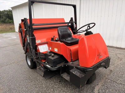 Used 2005 SMITHCO SWEEP STAR 60 Mechanical Sweepers Michigan US | Miedema Asset Management Group #1454360