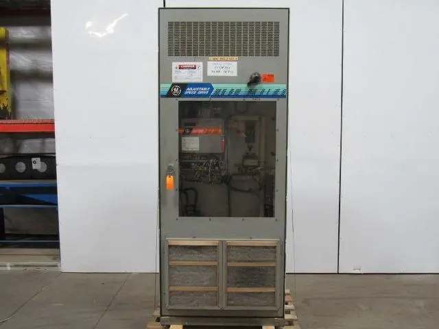 GE 7VNES030CDO1 50HP Adjustable Speed AC Drive System In Cabinet 500V 127A