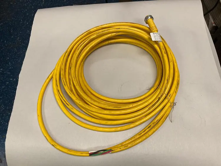 New | in-Stock MENCOM MIN-4FP-40 Cable & Wire Ohio US | Surplus Asset Holdings #1238944