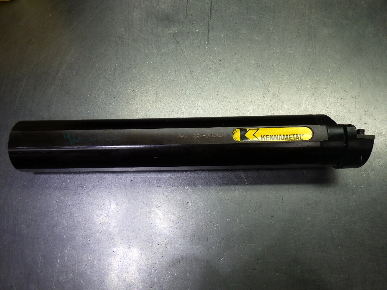 Kennametal Coolant Thru Steel Boring Bar 2.5" Shank A40-DCLNL6 (LOC2170)