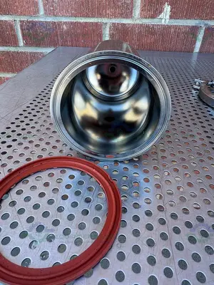 USED SARTORIUS 7P010QY25SCPGCLB STAINLESS STEEL FILTER HOUSING W/ FILTER