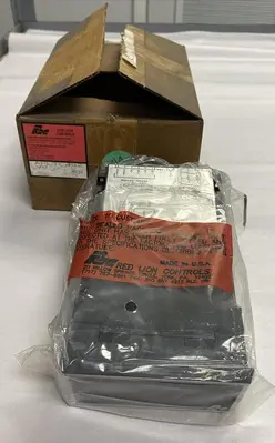 New | in-Stock RED LION CONTROLS APLTC402 Meters - Misc | Surplus Asset Holdings #1206930