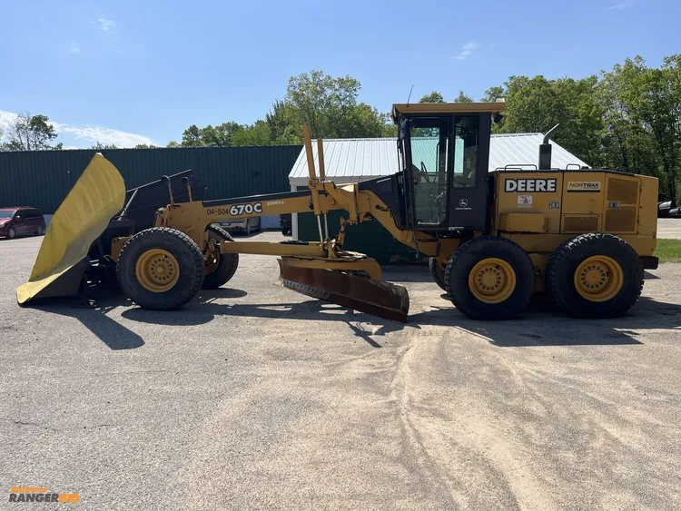 Used 2004 JOHN DEERE 670C SERIES 2 Motor Graders Michigan US | Miedema Asset Management Group #1148270