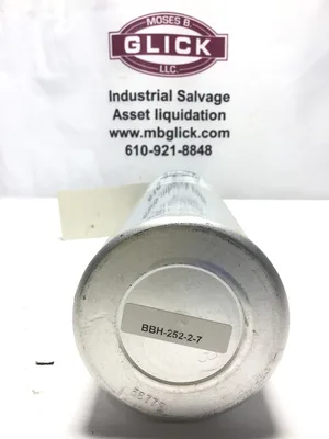 W.B. Wells Co. Inc. 116ES-252-2 116-Liter Refillable Calibration Gas Cylinder