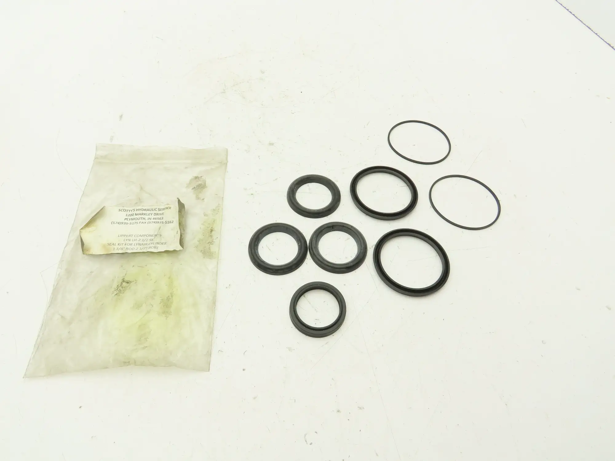 New | in-Stock LYNAIR _UNKNOWN_ Parts (Hydraulics and Pneumatics) | Arrow Industrial #561320