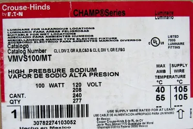 NEW CROUSE HINDS VMVS100/MT HIGH PRESSURE SODIUM BALLAST FIXTURE VMVS100MT