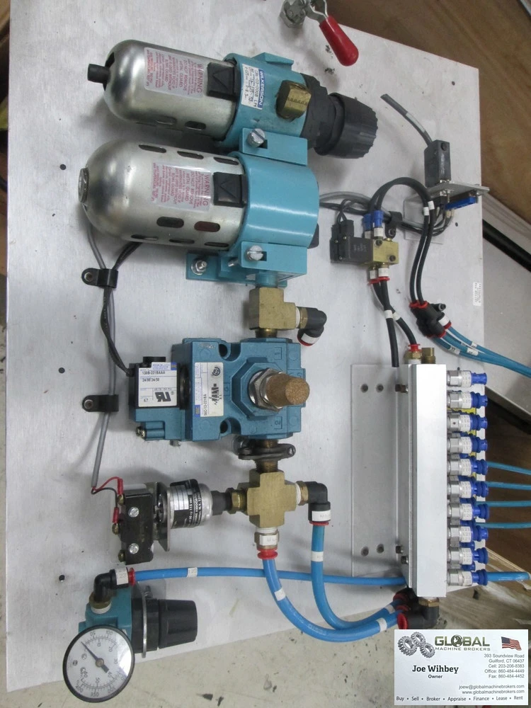 Wilkerson Pneumatic Regulator/Lubricator Assembly W/Elec Valve & 30 Port Block