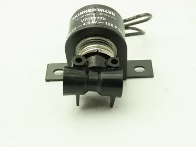 Honeywell Skinner V75T2770 Solenoid Valve 2-Way NC 120V 130 PSI 1/8"NPT Lot of 4
