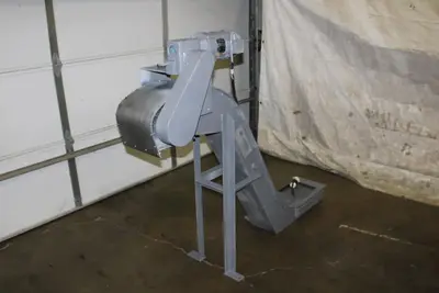 LIVONIA 9" X 60" B-11 MAGNETIC INCLINE CONVEYOR Conveyors, Magnetic | Timco, Inc. (4)