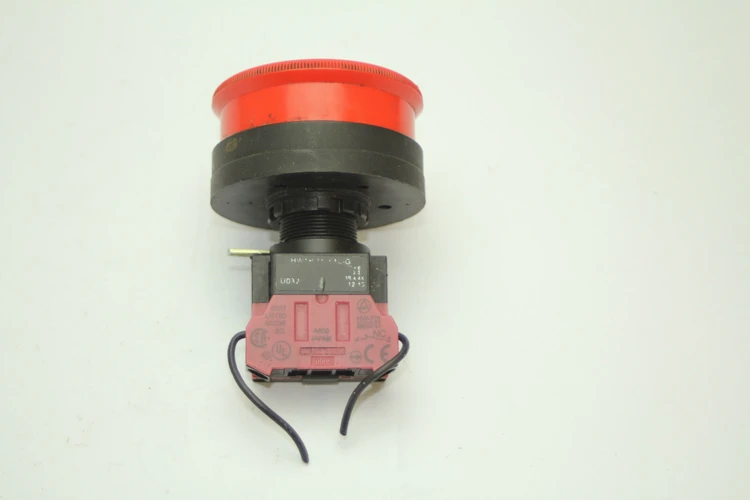 Used IDEC HW-F01 Relays & Switches California US | Davliegogo LLC #1705914