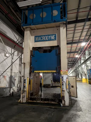2002 MACRODYNE MPZ-500-1 Hydraulic Presses | International Machinery (2)