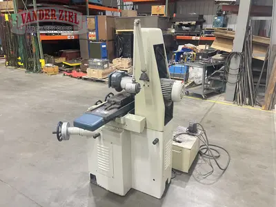 Kent 6"x14" Chuck, #KGS-200, Hand Feed Surface Grinder
