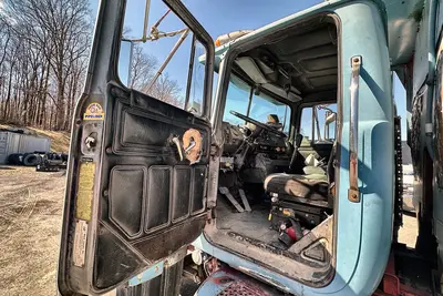 Used 1988 MACK RD690S Dump trucks Pennsylvania US | Proxy Equipment #1378111