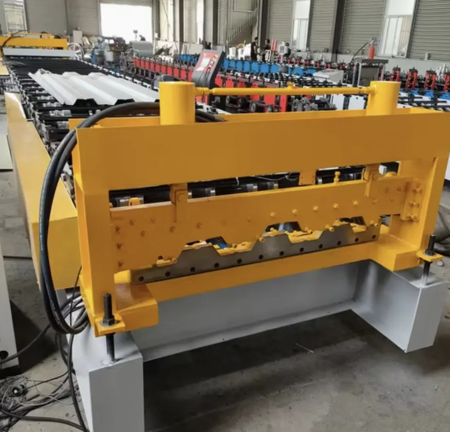 Composite Metal Deck Roll Forming Machine - Saudi Arabia